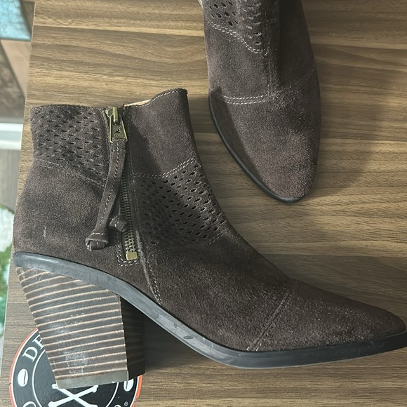 Lucky brand 8 leatherr zip ankle boots - Picture 10 of 14